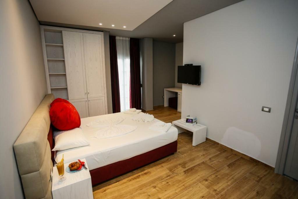 Lubjana Hotel Дуррес Экстерьер фото